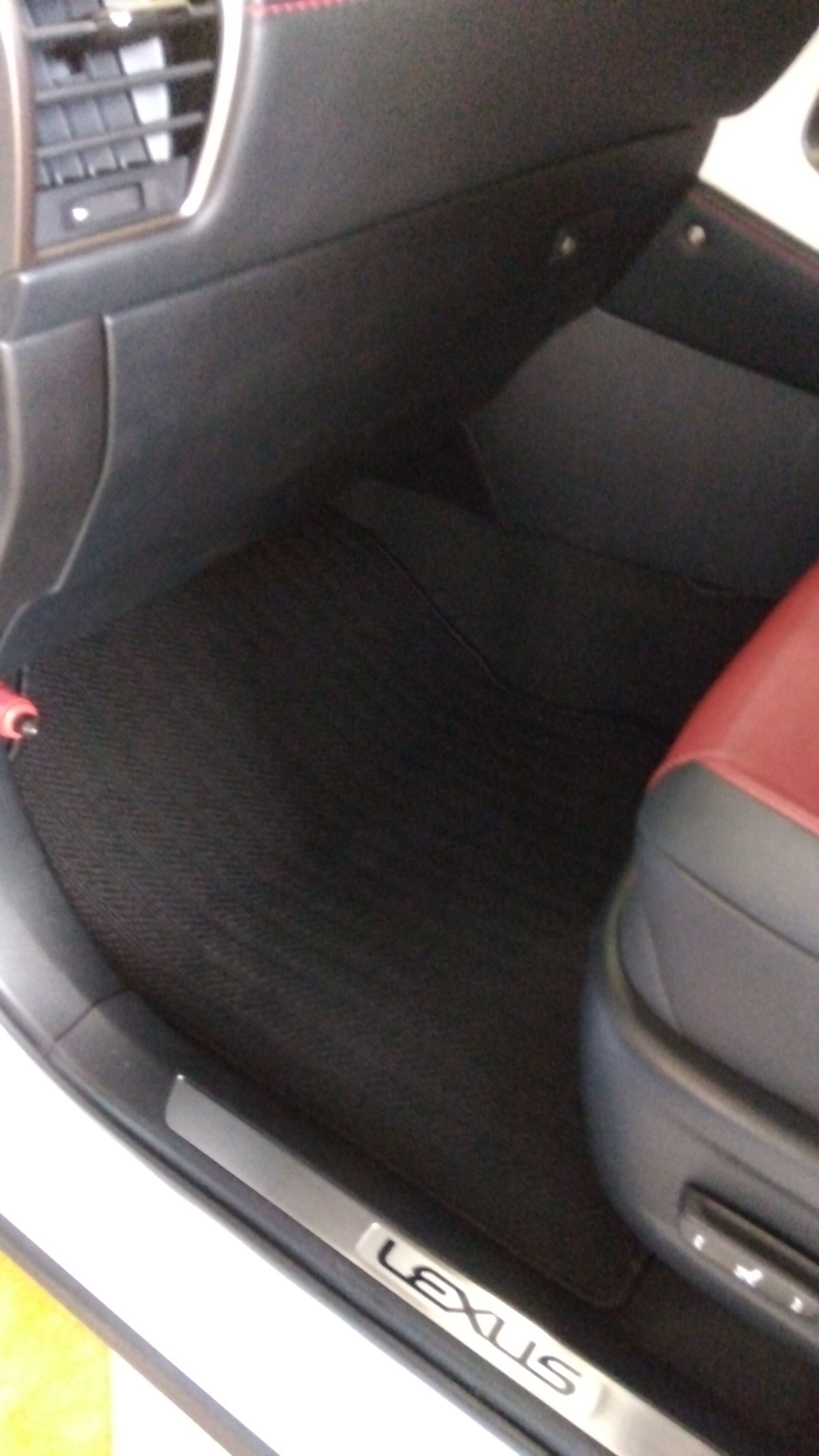 年末に向けて洗車と車内清掃特別企画実施中!!